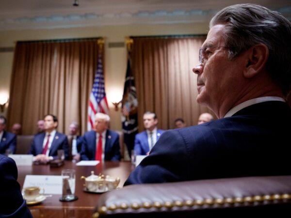 Новини світу - Axios: міністр фінансів США облаяв Ілона Маска