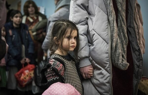 Новини України - Через війну Україна втратила половину свого дитячого населення - Кулеба