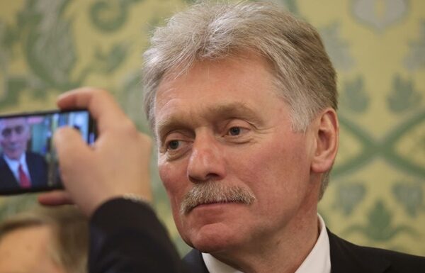 Новини світу - Кремль чекає на "сигнал" від Києва щодо перемовин