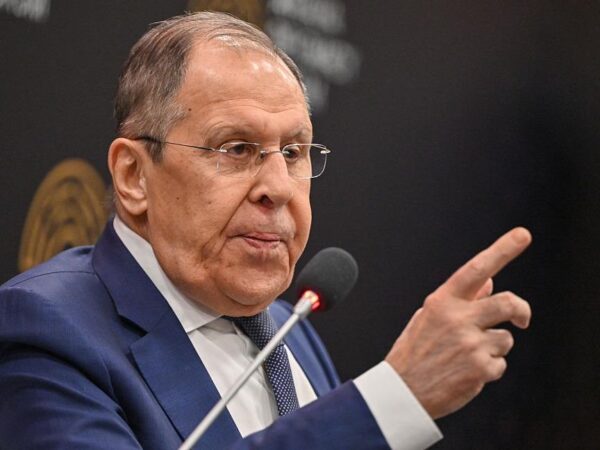 Новини світу - Лавров озвучив "дві основи" для завершення війни