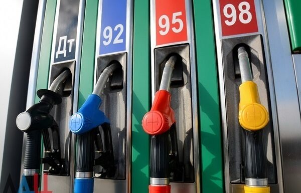 Новини бізнесу - Пальне в Україні подешевшало майже на гривню