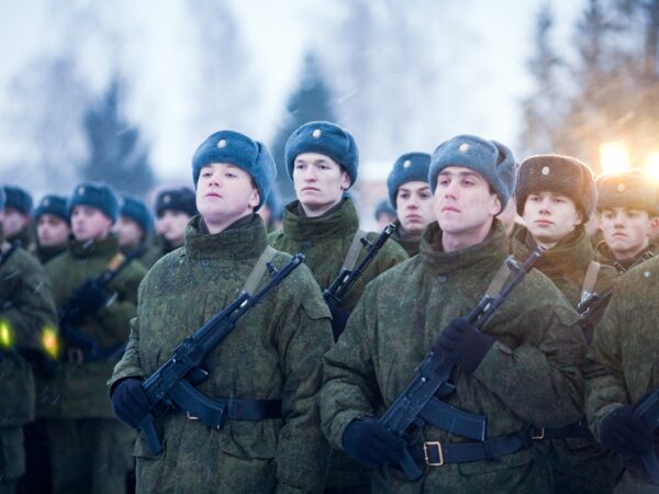 Новини світу - Росія готує ударне угруповання на кордоні з НАТО - ЗМІ