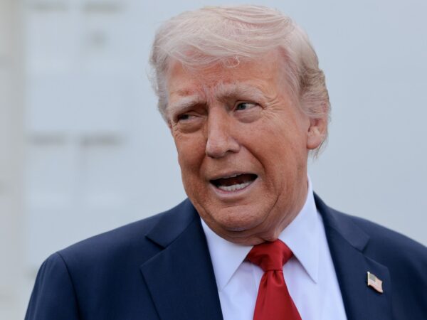 Новини світу - Трамп заявив, що хотів би бути Папою Римським