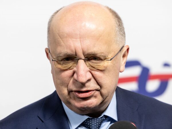 Новини світу - Єврокомісар розкритикував заборону вступу України в НАТО