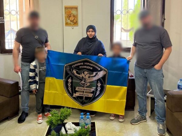 Новини України - З табору у Сирії евакуювали українку з дітькми - ГУР