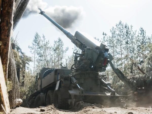 Новини України - ЗСУ відбивають атаки росіян на 11 напрямках