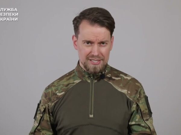 СБУ повідомила про підозру нападниці на відомого волонтера та активіста Сергія Стерненка