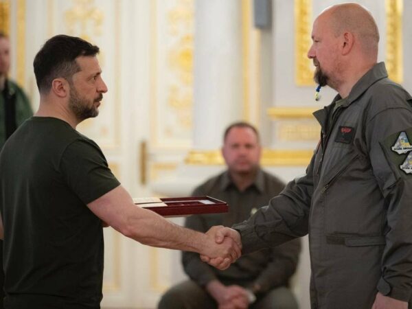 Володимир Зеленський вручив державні нагороди військовослужбовцям