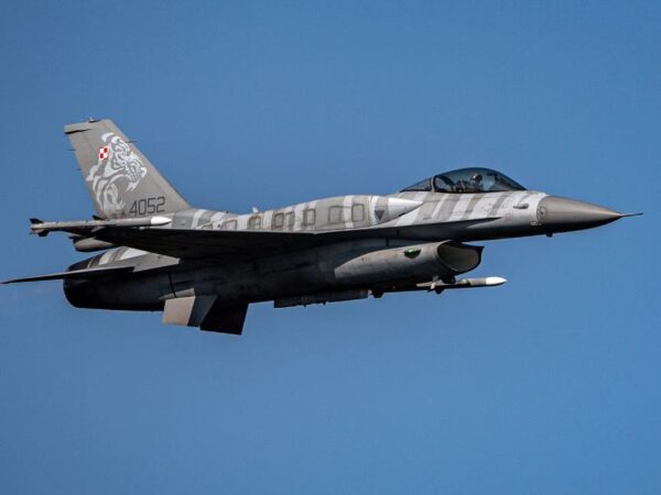 Новини світу - Чехія навчатиме українців на F-16 - прем'єр