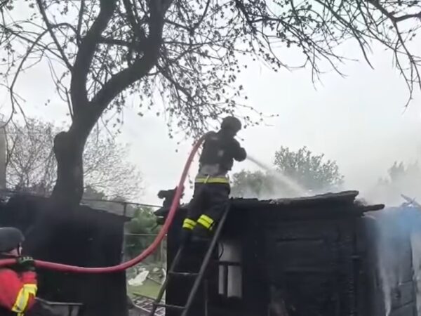 Новини України - ДСНС показала наслідки удару РФ по селу під Сумами