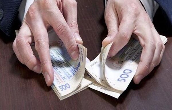 Новини України - Екссуддю викрили на підбуренні бізнесмена до хабаря