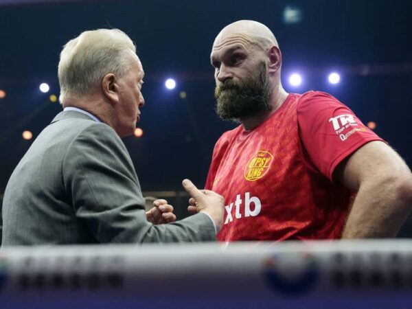 Новини спорту - Френк Воррен: При поверненні Ф’юрі бокс здатен виграти