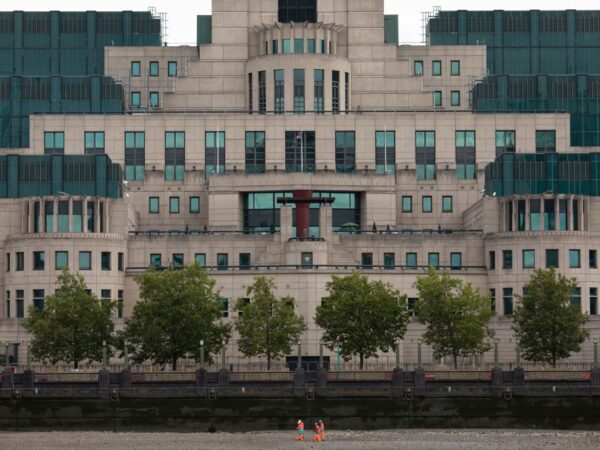 Новини світу - Головою британської розвідки MI6 вперше в історії стане жінка - ЗМІ