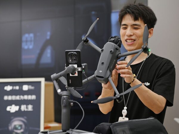 Новини політики - Китай припинив продаж дронів Mavic Україні, але постачає їх Росії - ЗМІ