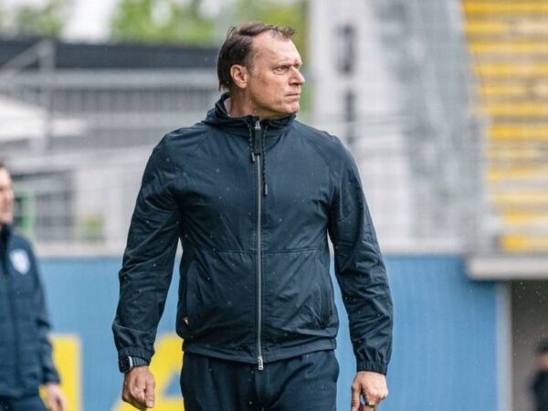 Новини спорту - Металіст 1925 зняв головного тренера