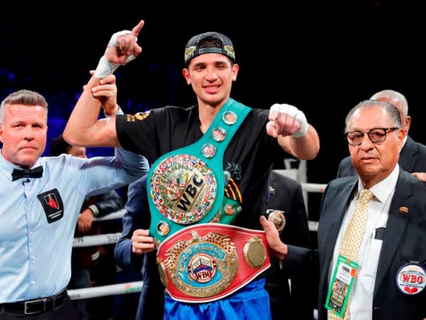 Новини спорту - Офіційно: чемпіон WBO у першій середній вазі позбувся титулу