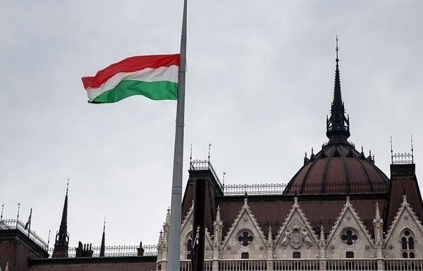 Новини світу - Парламент Угорщини затвердив вихід з МКС
