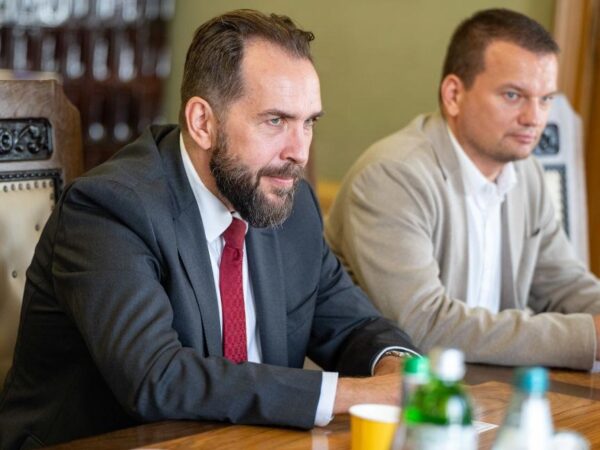 Новини України - Польща готує пакет військової допомоги Україні на €200 млн
