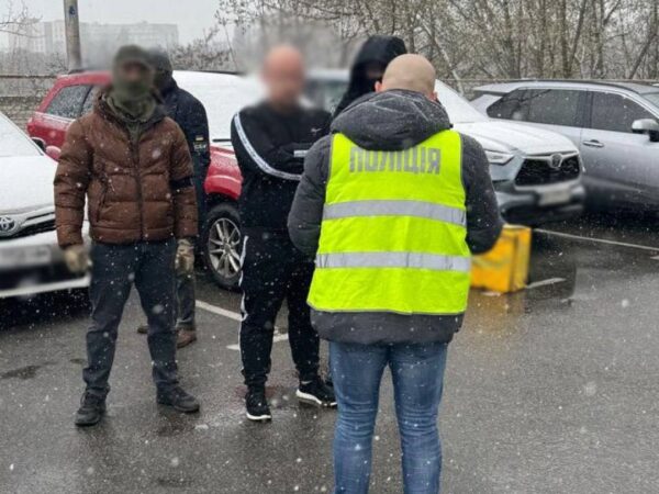 Новини Києва - Посадовцю Конституційного суду загрожує п’ять років за схему для ухилянтів