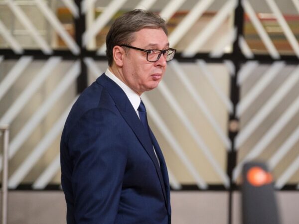 Новини світу - Президент Сербії раптово перервав візит у США через хворобу