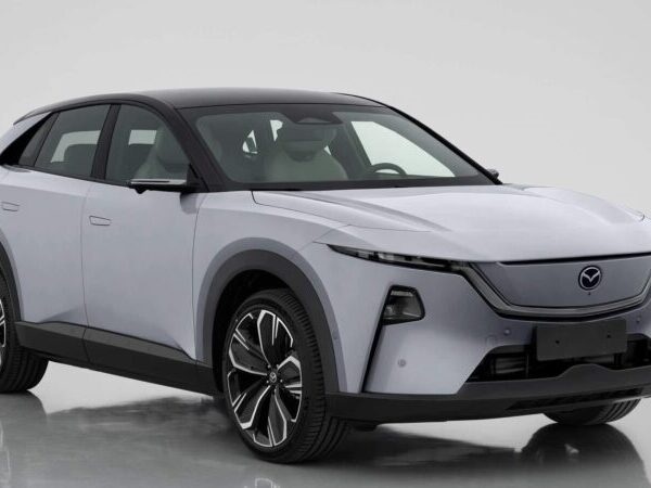 Авто новини - Розкрито характеристики електричного кросовера Mazda EZ-60