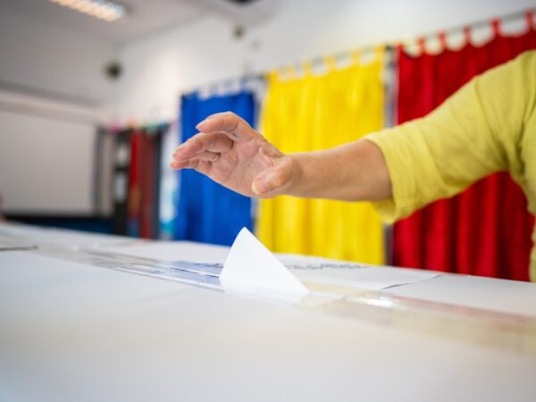 Новини світу - Румунія заявила про російське втручання у вибори