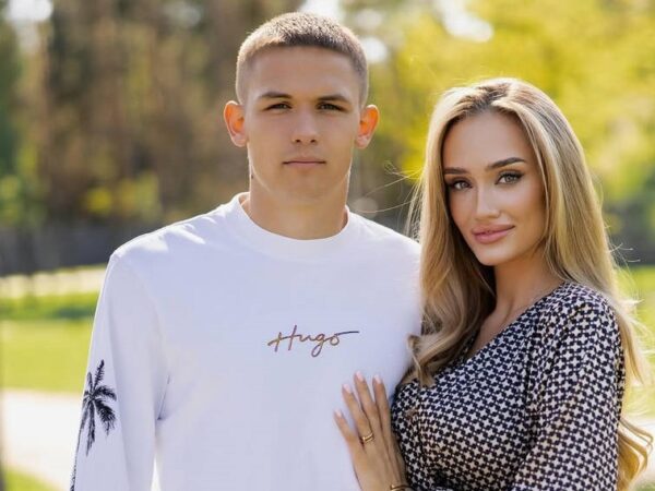 Новини спорту - Сікан вперше став татом, про що повідомила його кохана, виклавши фото