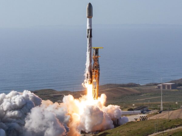 Технології - SpaceX запустила дві ракети за шість годин