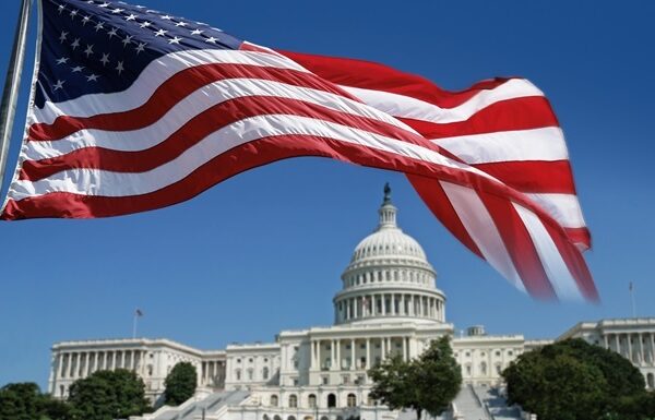 Новини України - США повільно прокидаються: хто тисне на Трампа у питанні війни
