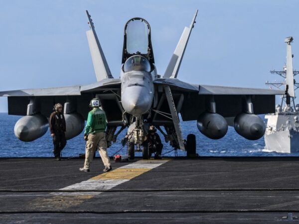 Новини світу - США втратили ще один винищувач у Червоному морі