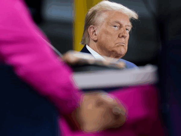 Новини світу - Трамп назвав "надто великим" подарований Катаром літак