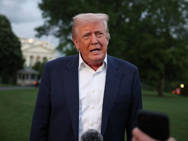 Новини світу - Трамп побачив "гарний момент" для миру в Україні