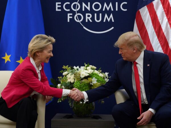 Новини світу - Трамп відклав мита на імпорт з ЄС
