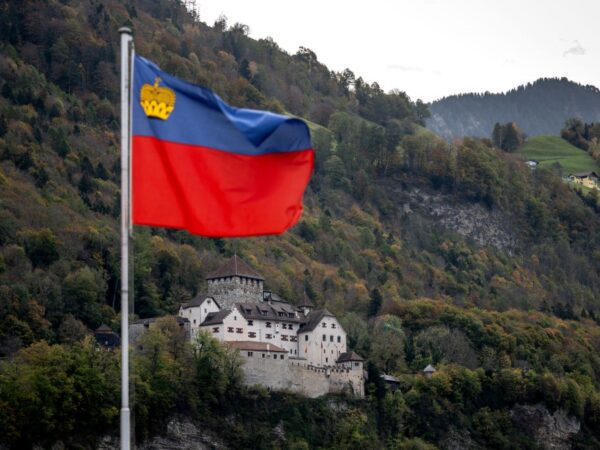 Новини світу - У Ліхтенштейні заморозили російські активи через санкції США - ЗМІ