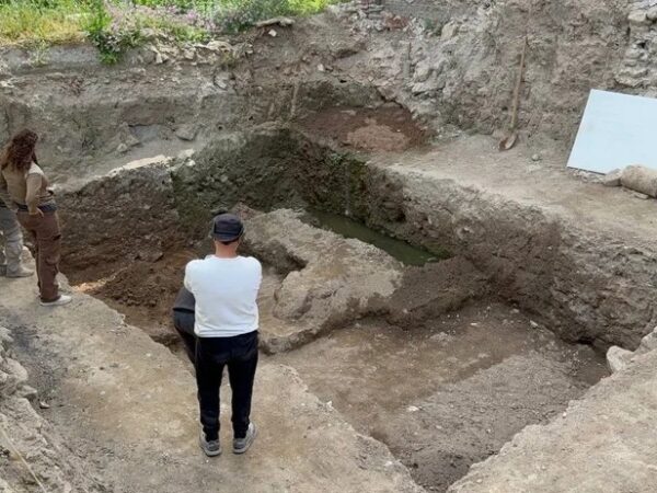 Технології - У Туреччині виявили християнську мозаїку напередодні візиту Папи Римського