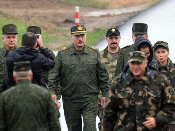 Новини світу - Ударні угрупування. Білорусь готується до навчань