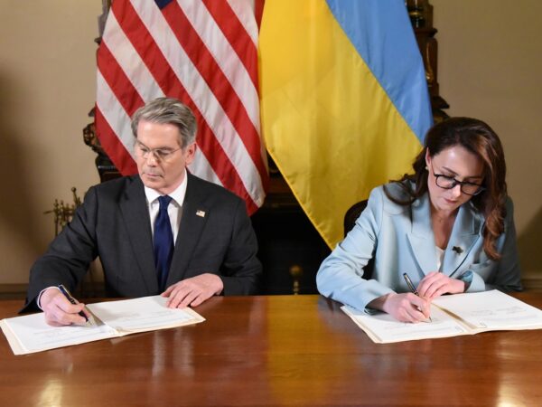 Новини України - Угода про копалини: нюанси для українців