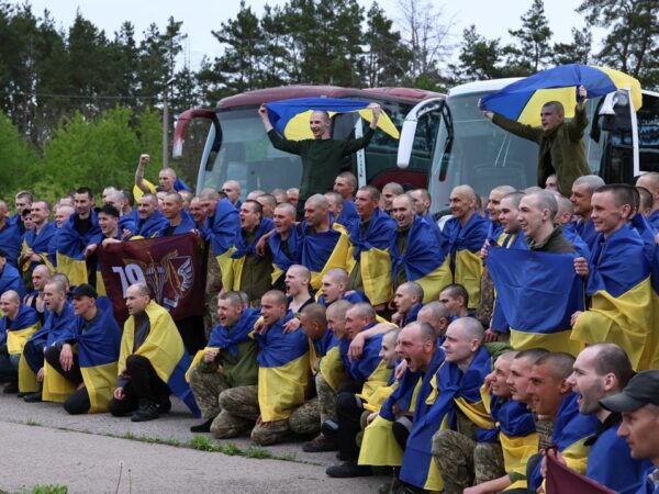 Новини України - Україна повернула з полону 205 воїнів