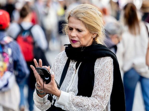 Новини світу - В Іспанії масштабний збій мобільного зв'язку