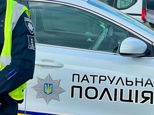 Новини Києва - В Києві зі стріляниною зупиняли машину втікача, що наїхав на патрульного