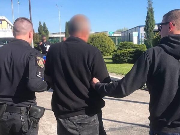 Новини України - В Україну з Німеччини екстрадували підозрюваного у торгівлі людьми