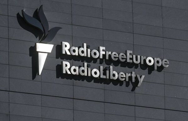 Новини світу - ЄС візьме на себе фінансування Радіо Свобода
