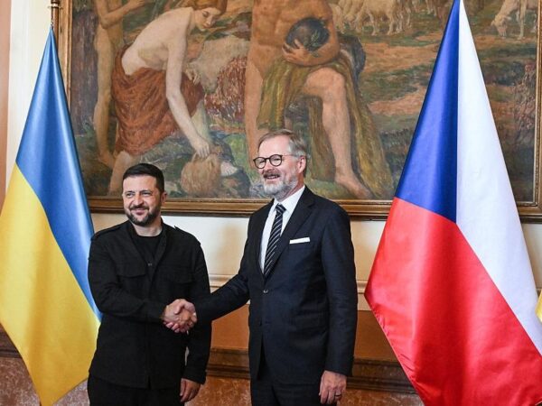 Новини України - Зеленський проводить переговори з прем’єром Чехії