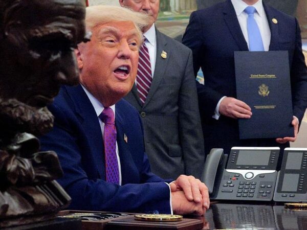 Новини політики - ЗМІ: Трамп поставив під загрозу план ЄС щодо Росії