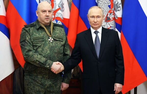Новини світу - ЗМІ знайшли зниклого генерала РФ Суровікіна