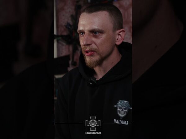 "Якийсь бідолага біжить через поле і намагається принести своїм хробакам поїсти"