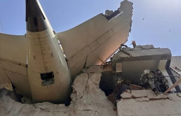 Новини світу - Авіакатастрофа в Індії: знайдено два чорні ящики