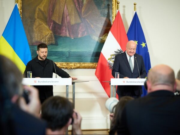 Новини світу - Австрія допоможе повернути викрадених Росією дітей