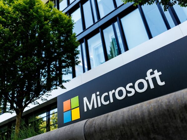 Новини бізнесу - Microsoft додатково звільнила сотні людей