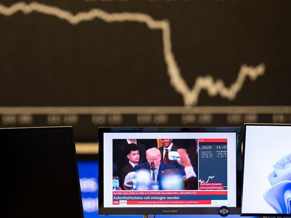 Новини бізнесу - Митні погрози Трампа обвалили європейські біржі